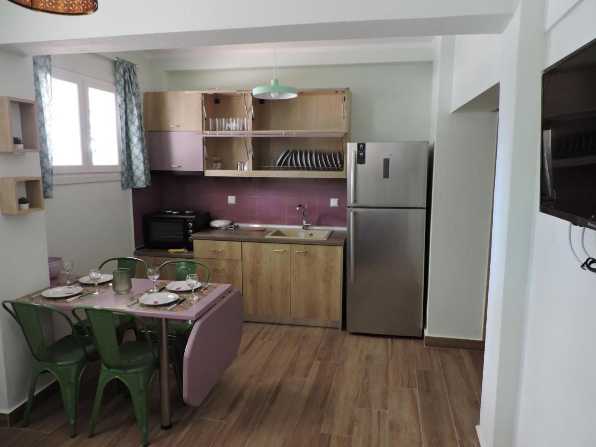 Apartment In Asproválta Eksteriør billede