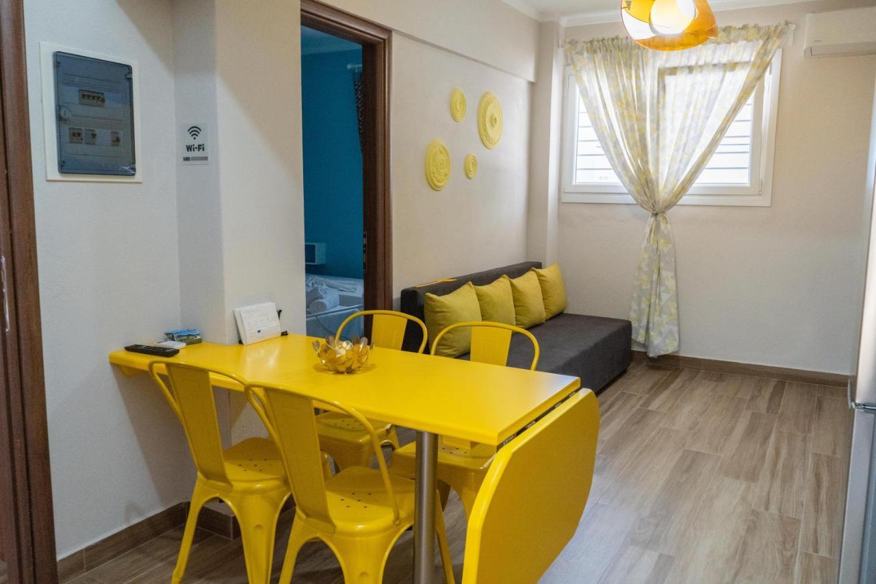Apartment In Asproválta Eksteriør billede