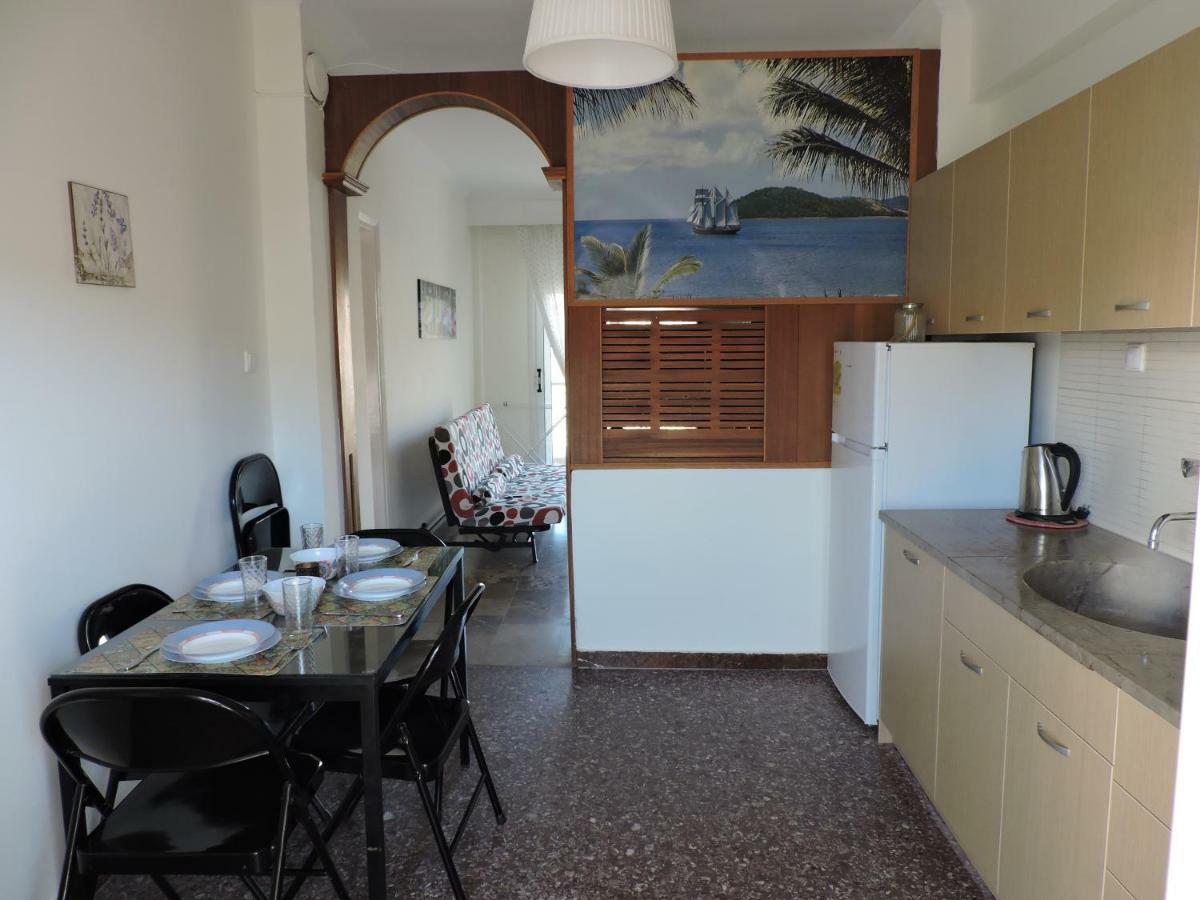 Apartment In Asproválta Eksteriør billede